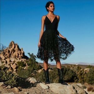 DRESS THE POPULATION “Darleen” dress XL